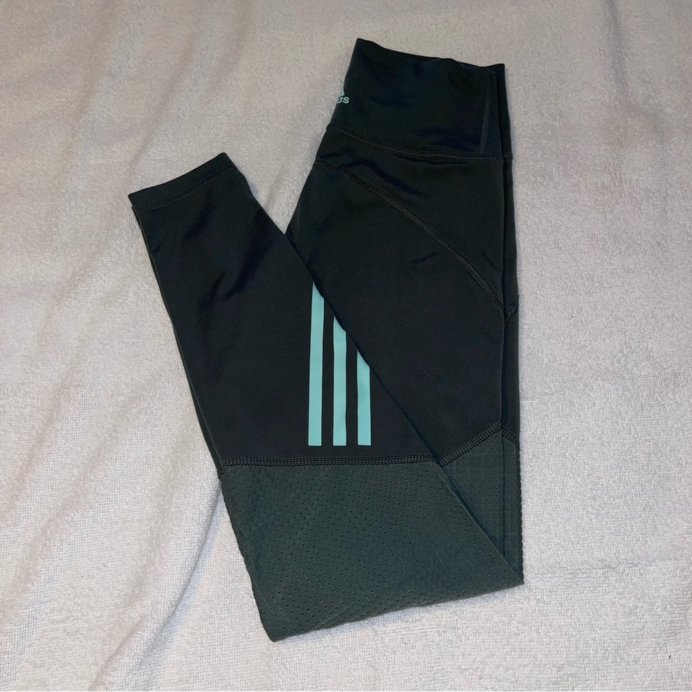 XS 💚Adidas Leggings